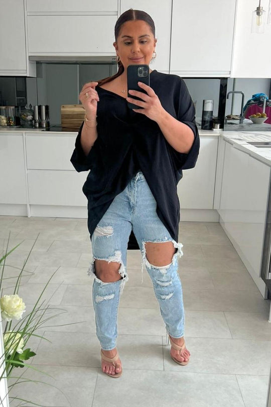 Elizabeth Black Knot Flowy Top