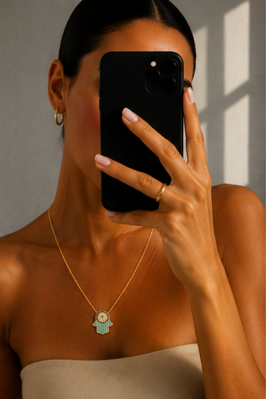 Diamante Hamsa Hand Necklace – Gold